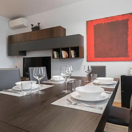 Italianway - Corso Xxii Marzo 4 *